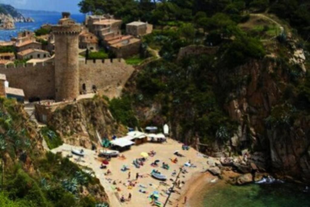 Tossa De Mar, Miramar Con Piscinaアパートメント エクステリア 写真